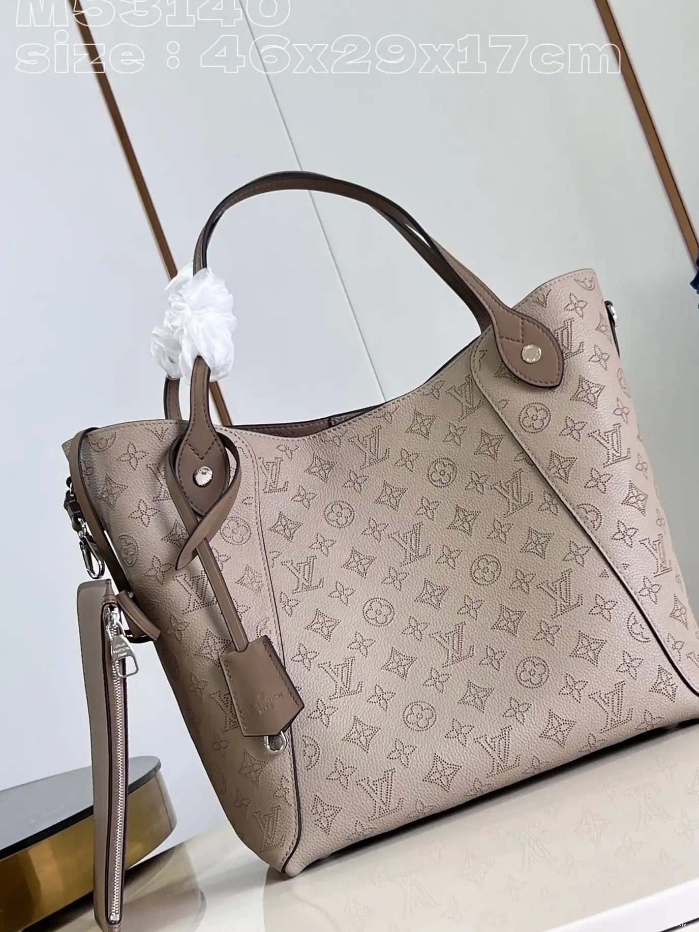 WIS x x LOUIS 29.5 VUITTON 17CM HINA-46 0514